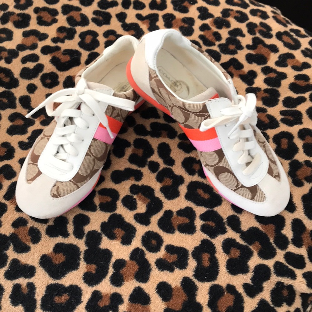 Coach style is Joss# Q293